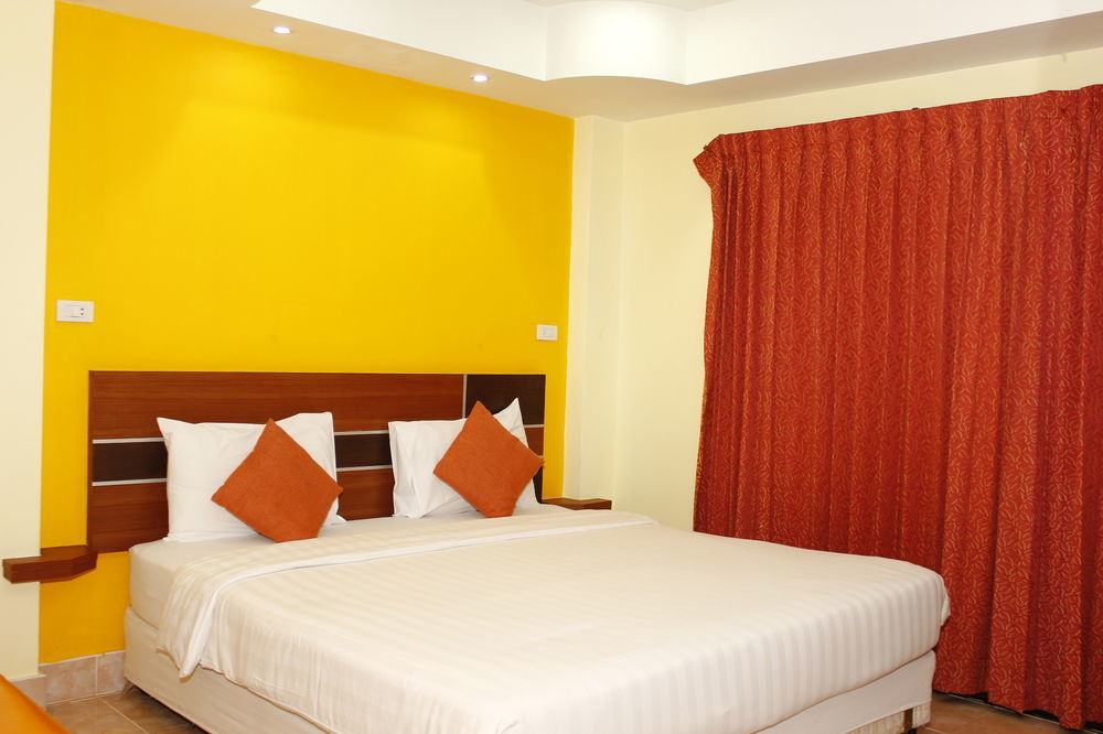 V Style Boutique Hostel *